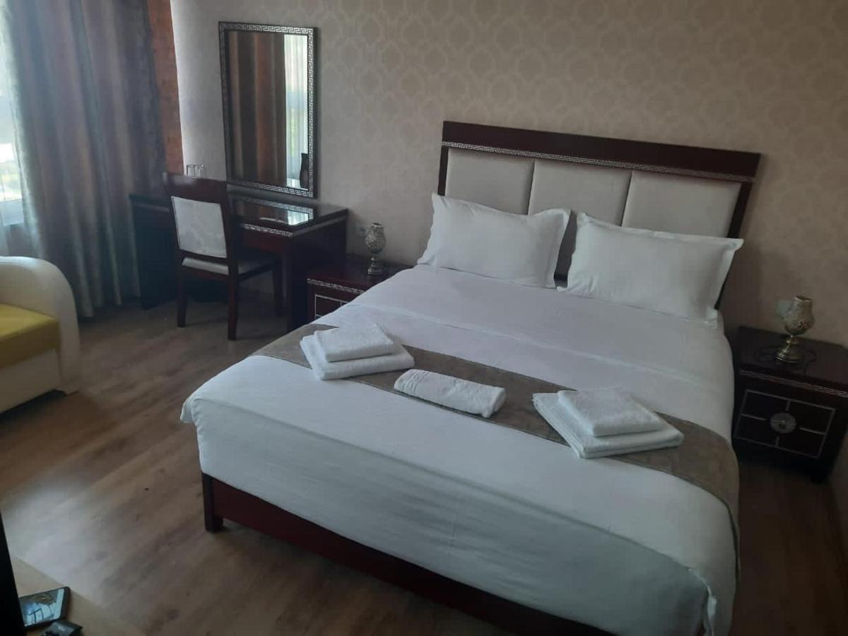 British Hotel Pogradec Exteriér fotografie