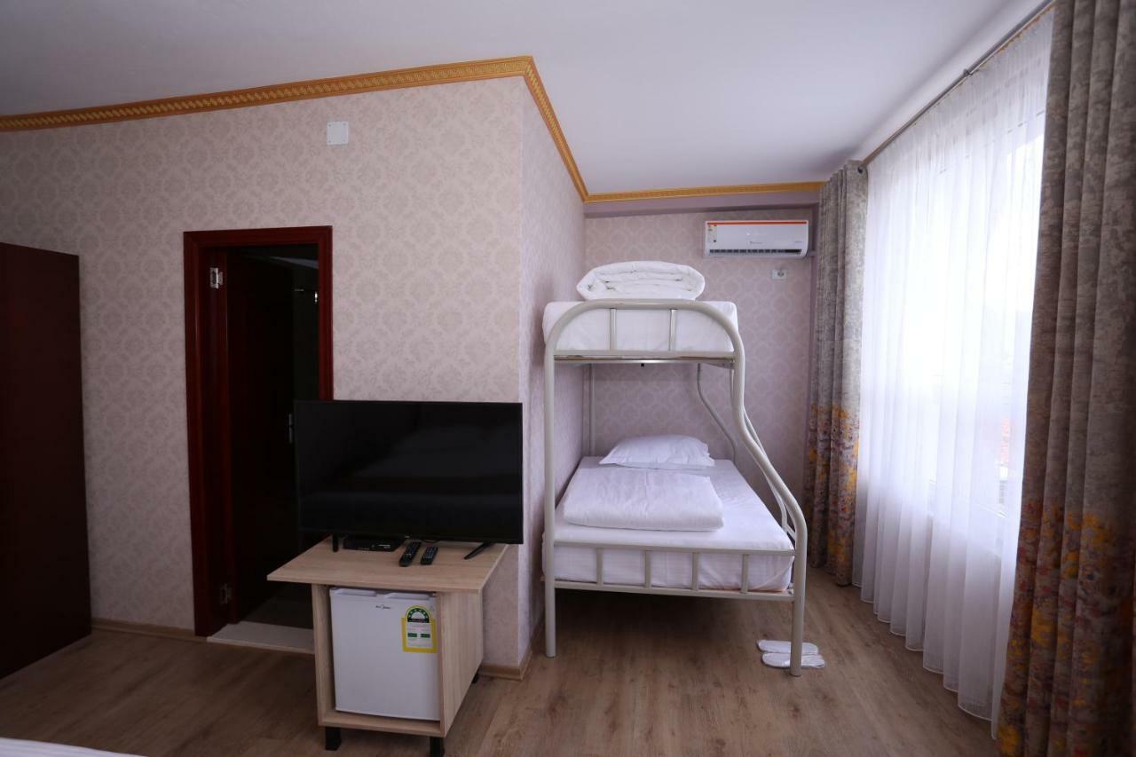 British Hotel Pogradec Exteriér fotografie