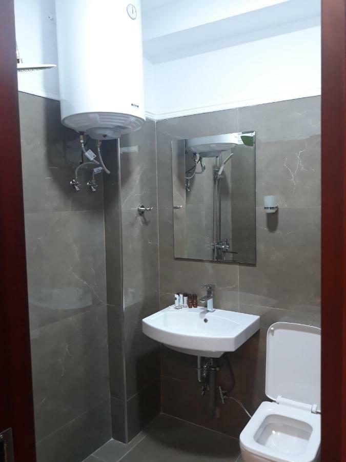 British Hotel Pogradec Exteriér fotografie