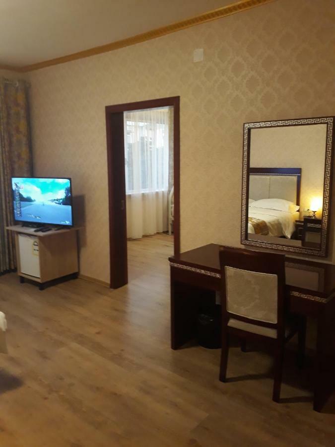 British Hotel Pogradec Exteriér fotografie